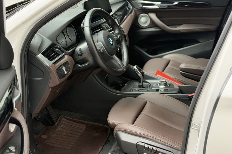 Used BMW X1 2021 Restyled sDrive25Li Leading Edition
