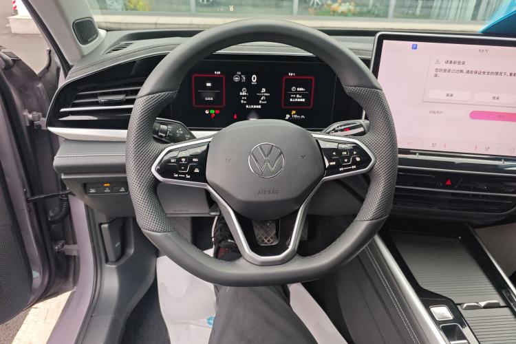 Used Volkswagen Passat 2025 Pro 380TSI Dragon Supreme Edition