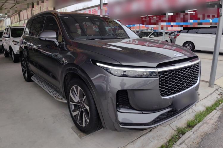 Used Li Auto ONE 2021 Extended-Range 6-Seater Version Front Right 45 Deg