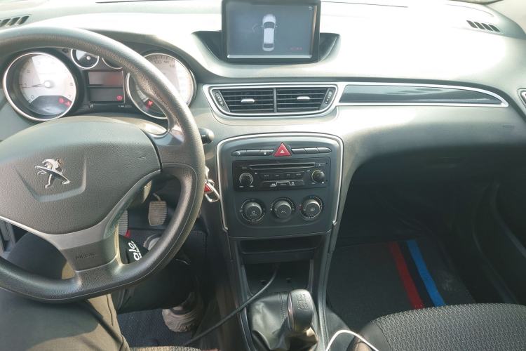 Used Peugeot 308 2014 Enjoy Edition Classic 1.6L Manual YouShang Model Center Console