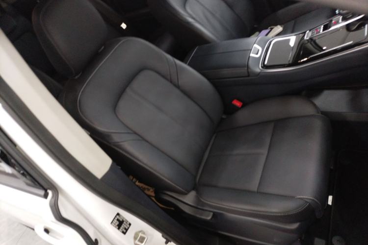 Used GAC Trumpchi M8 2023 Lingxiu Series 390T Deluxe Edition Right Front Seat