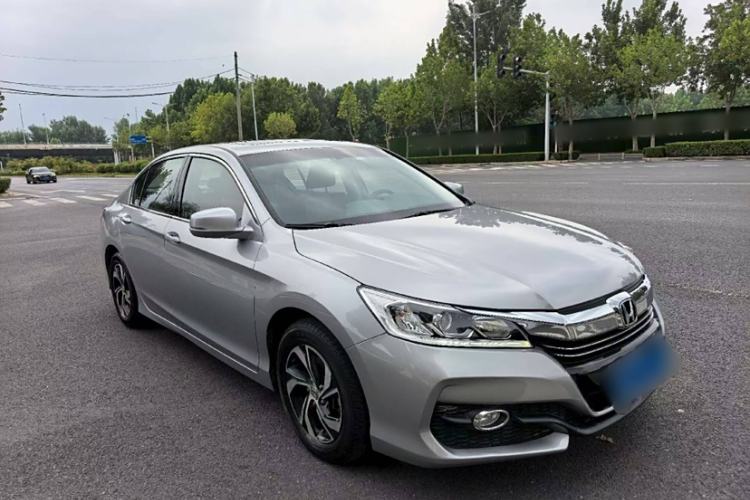 Used Honda Accord 2016 2.0L Luxury Edition