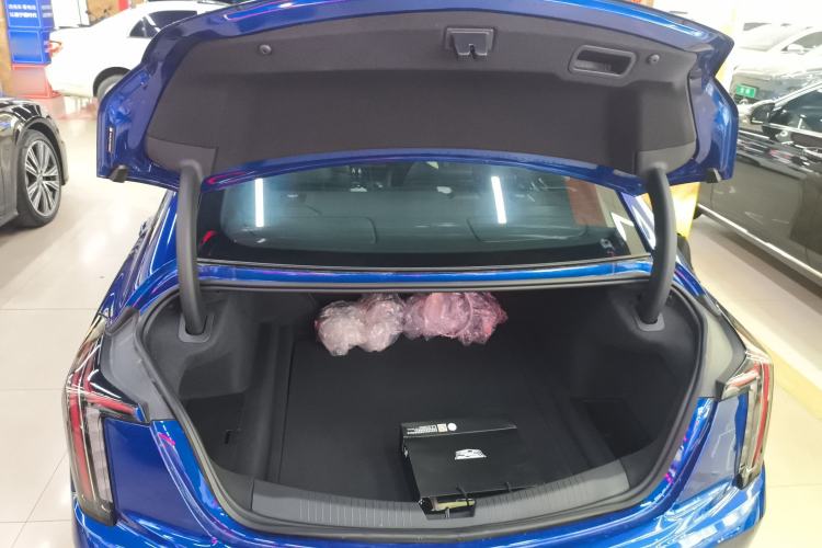 Used Cadillac CT5 2024 28T Platinum Edition
