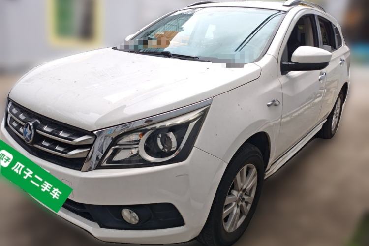 Used Venucia T70 2016 2.0L CVT Smart Edition