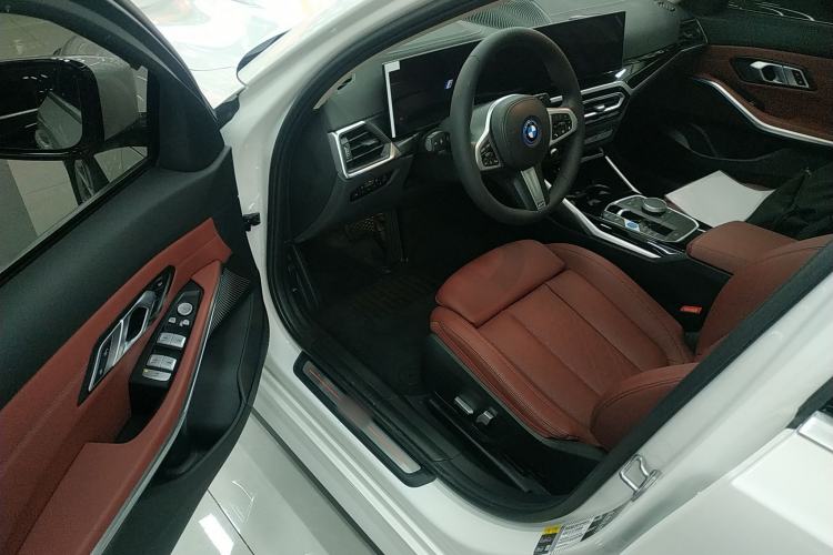 Used BMW i3 2022 eDrive 35 L