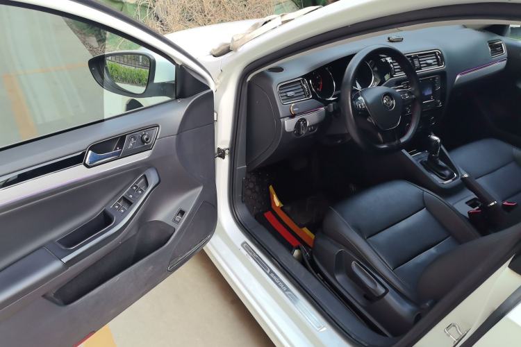 Used Volkswagen Sagitar 2018 180TSI DSG Prestige Edition Driver Seat