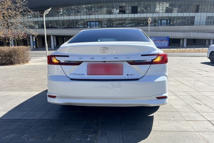 Used Toyota Camry 2024 2.0 GVP Luxury Edition Exterior 5