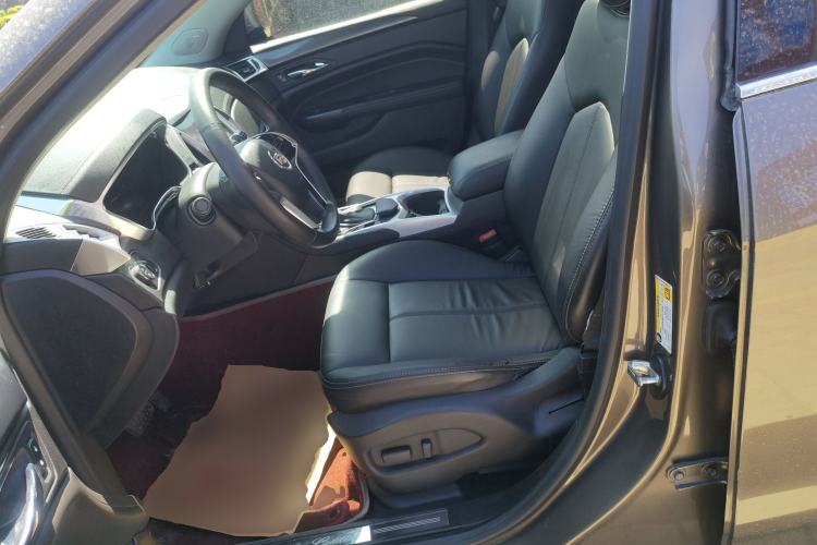 Used Cadillac SRX 2015 3.0L Comfort Version Left Front Seat