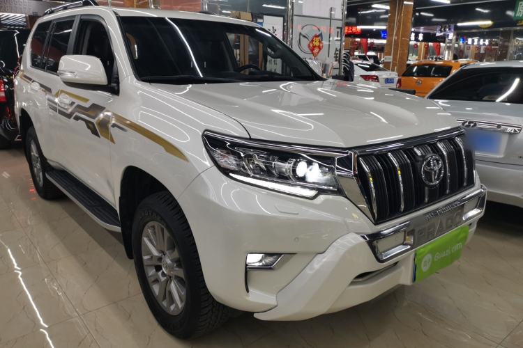 Used Toyota Prado 2018 3.5L Automatic TX-L with Rear-Mounted Spare Tire Front Right 45 Deg