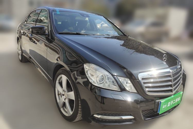 Used Mercedes-Benz E-Class 2013 E 300 L Stylish Model
