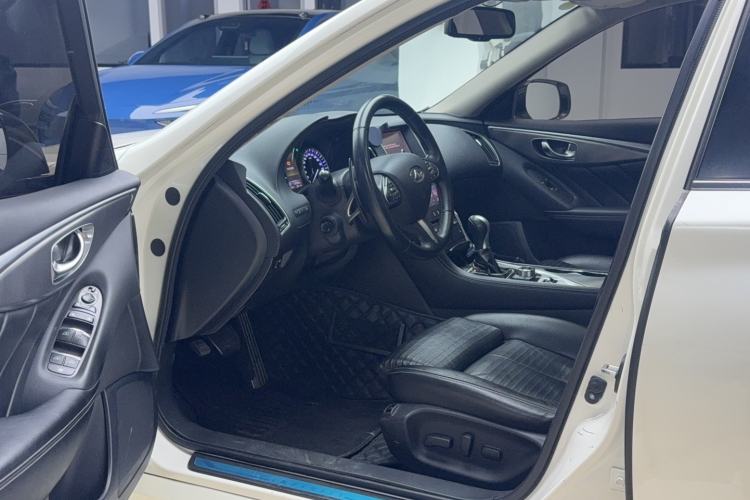 Used Infiniti Q50L 2015 2.0T Sport Edition
