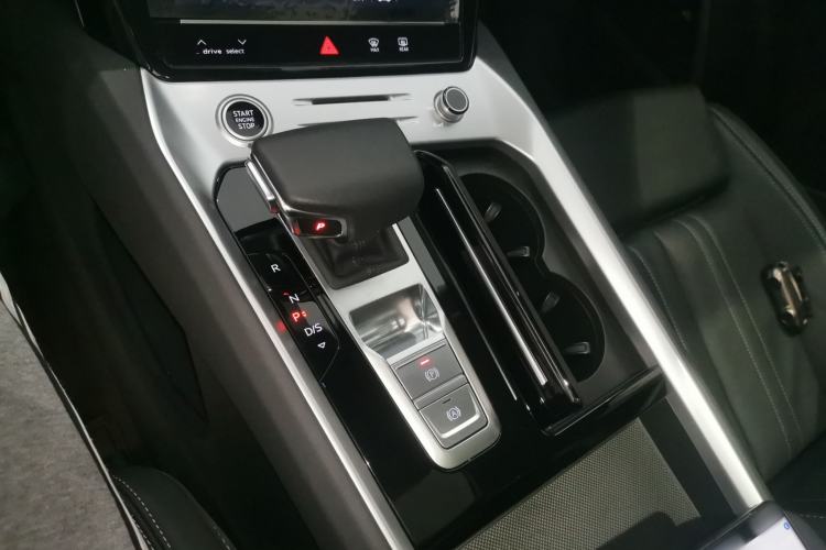 Used Audi Q6 2024 40 TFSI quattro Guanyun Edition Yulin Package 7 Seats