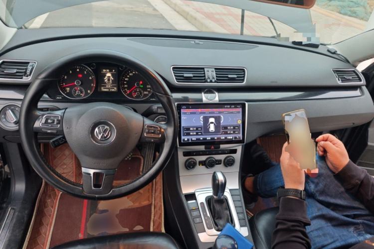 Used Volkswagen Magotan 2013 1.8TSI Luxury Model Center Console