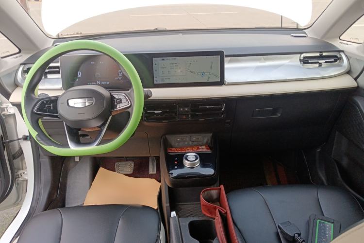 Used Geometry E Firefly 2023 320KM Cute & Handsome Tiger 5 Seats