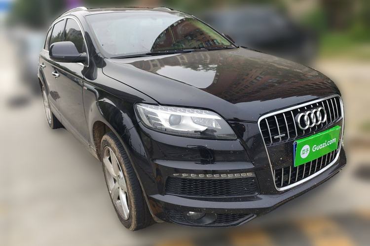 Used Audi Q7 2014 35 TFSI Sport Edition Front Right 45 Deg