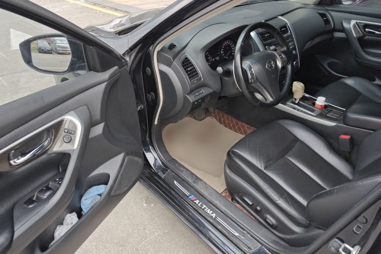 Used Nissan Teana 2013 2.5L XL Leading Edition Driver Seat