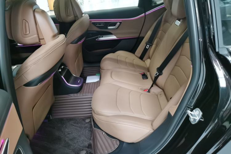 Used Mercedes-Benz E-Class New Energy 2024 E 350 e L Plug-in Hybrid Sports Sedan