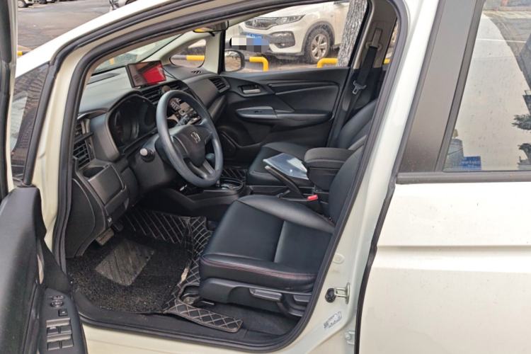 Used Honda Fit 2018 1.5L CVT Comfort Version Left Front Seat