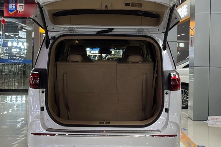 Used Buick GL8 2021 ES Landtrek 653T Luxury Model