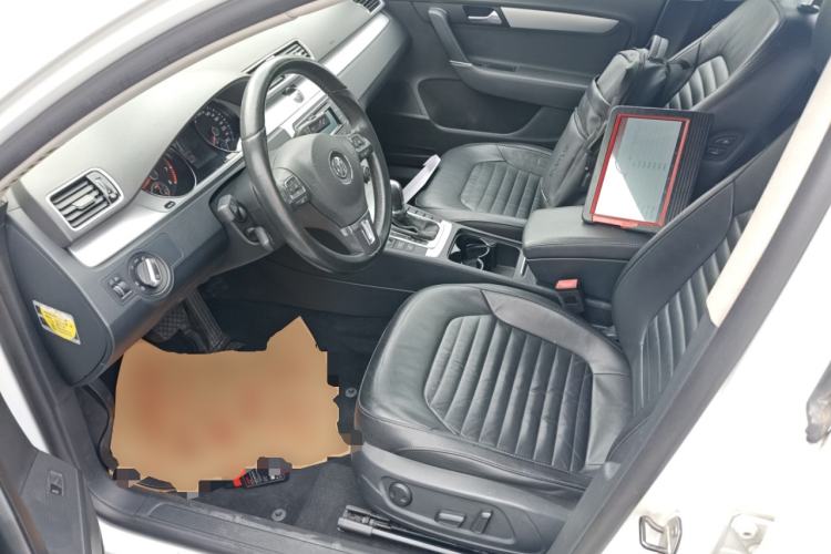 Used Volkswagen Magotan 2015 1.8TSI Advanced Model Left Front Seat