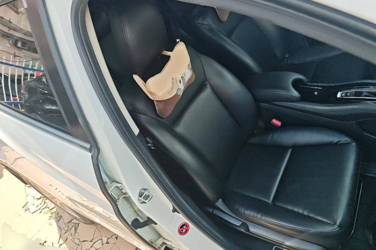 Used Honda Vezel 2018 1.5L CVT 2WD Technology Elite Model
