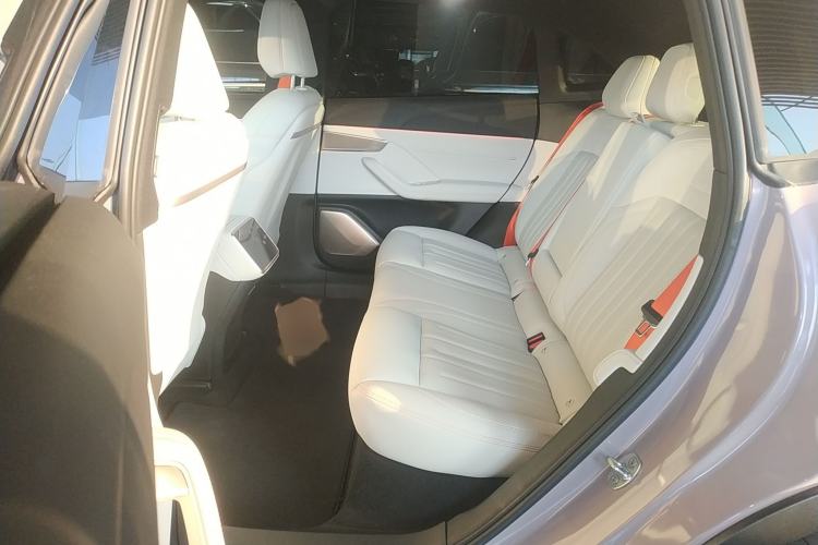 Used ONVO L60 2024 60 kWh Rear-Drive Version
