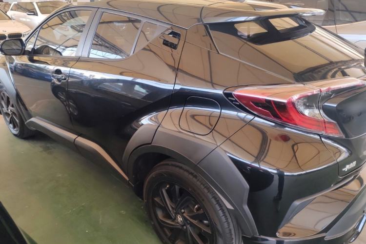 Used Toyota IZOA 2021 2.0L Yichi SPORT
