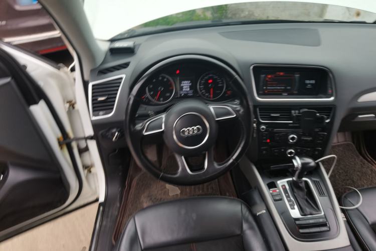 Used Audi Q5 2015 40 TFSI Technology Edition