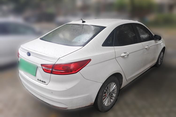 Used Ford Escort 2015 1.5L Manual Comfort Model
