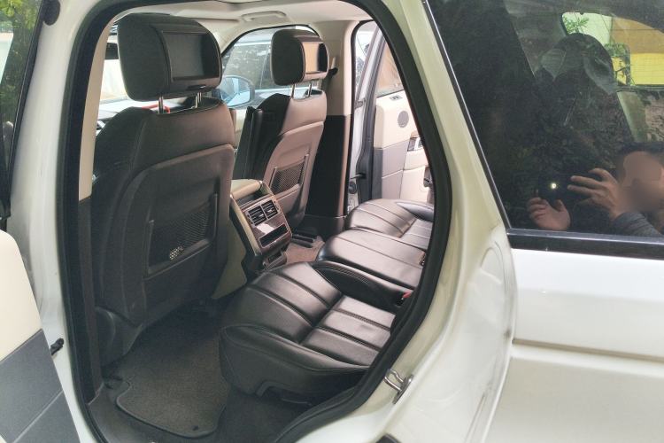 Used Land Rover Range Sport 2014 3.0 SC V6 HSE Left Rear Seat