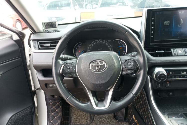 Used Toyota RAV4 2020 Dual-Engine 2.5L E-CVT 4x4 Elite PLUS Edition