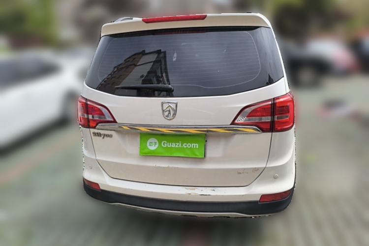 Used Baojun 730 2016 1.5T Manual Comfort Version 7 Seats Rear