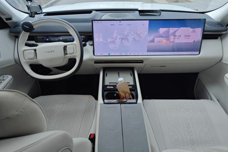 Used Lynk & Co 900 2025 2.0T Ultra
