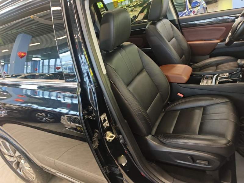 Used GAC Trumpchi GS8 2017 320T Two-Wheel Drive Luxury Smart Connectivity Version (7 Seats) — 24