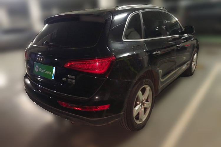 Used Audi Q5 2016 40 TFSI Technology Edition Rear Right 45 Deg