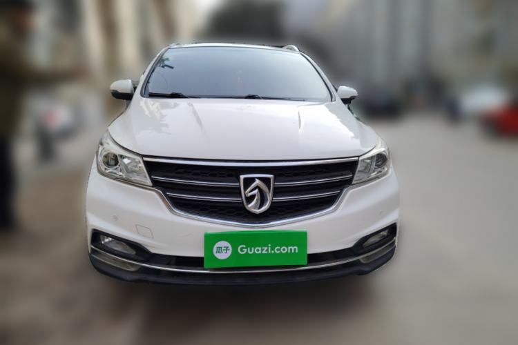 Used Baojun 730 2017 1.5T Manual Style 7 Seats China V
