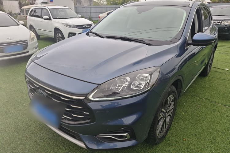 Used Ford Escape 2020 EcoBoost 245 Two-Wheel-Drive Titanium Edition