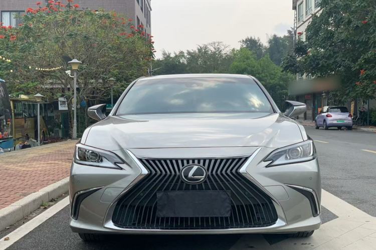 Used Lexus ES 2020 200 Excellence Edition