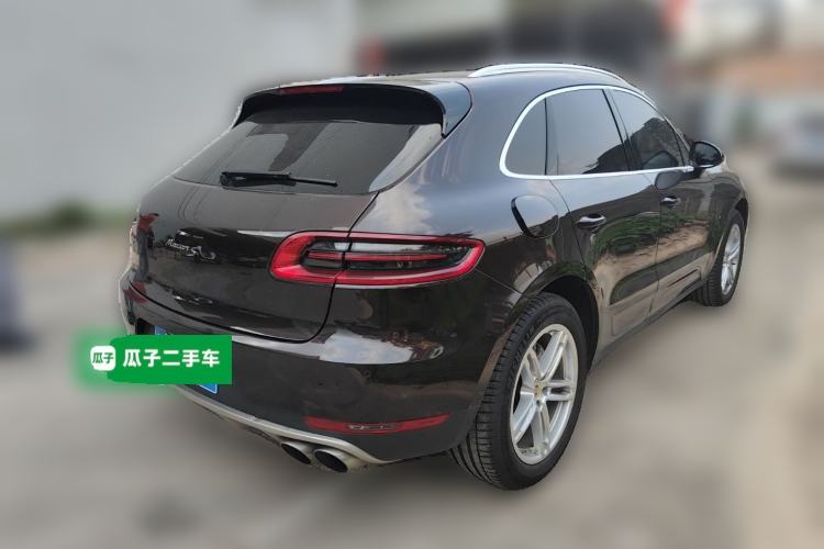 Used Porsche Macan 2016 Macan S 3.0T Rear Right 45 Deg