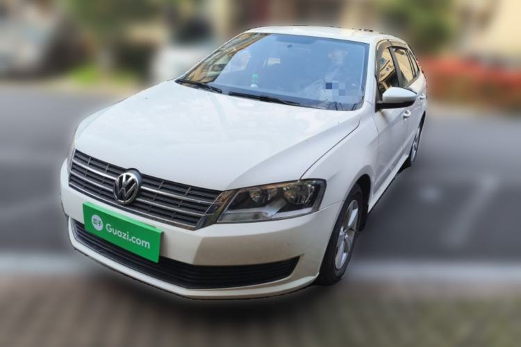 Used Volkswagen Gran Lavida 2013 1.6L Automatic Fashion Model