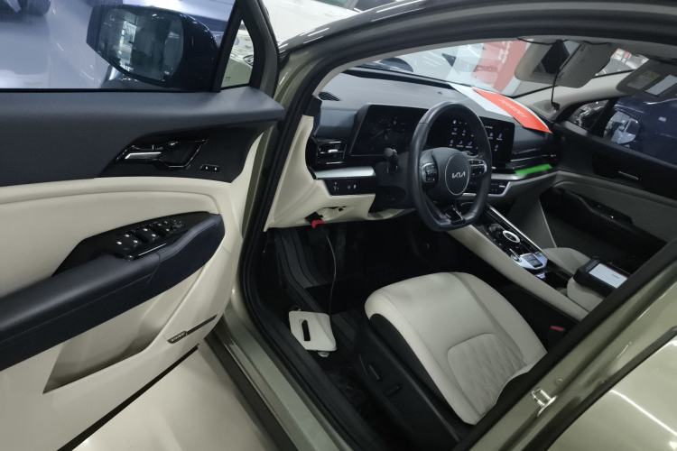 Used Kia Sportage (Chinese Domestic Model) 2023 2.0L HEV Two-Wheel Drive Flagship Edition
