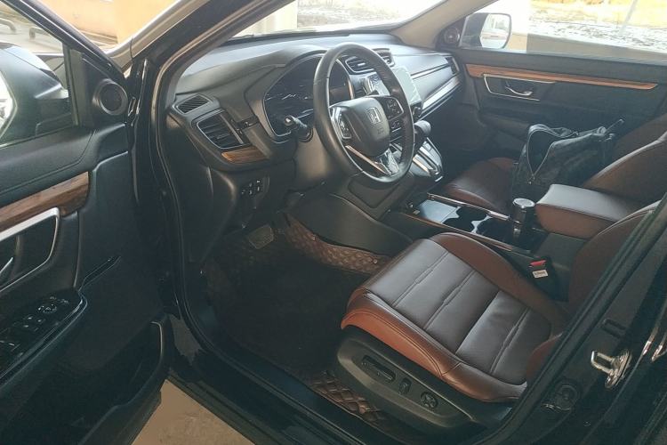 Used Honda CR-V 2021 240TURBO CVT 2WD Fashion Edition Interior 3