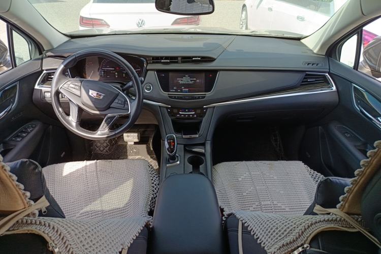 Used Cadillac XT5 2016 25T Luxury Model
