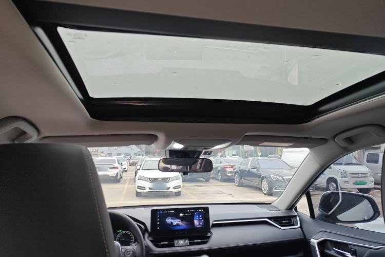 Used Toyota RAV4 2023 Dual-Engine 2.5L E-CVT Two-Wheel Drive Elite Plus Edition
