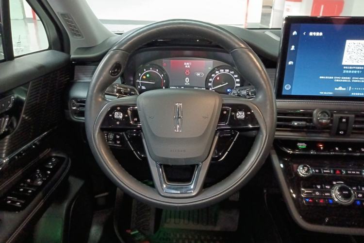 Used Lincoln Corsair 2020 2.0T Two-Wheel Drive Luxury Edition Steering Wheel