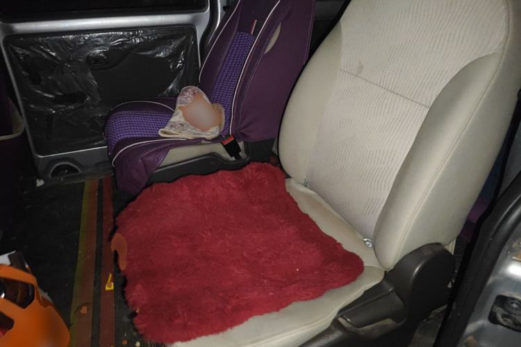 Used Wuling Rongguang V 2018 1.5L Standard Version
