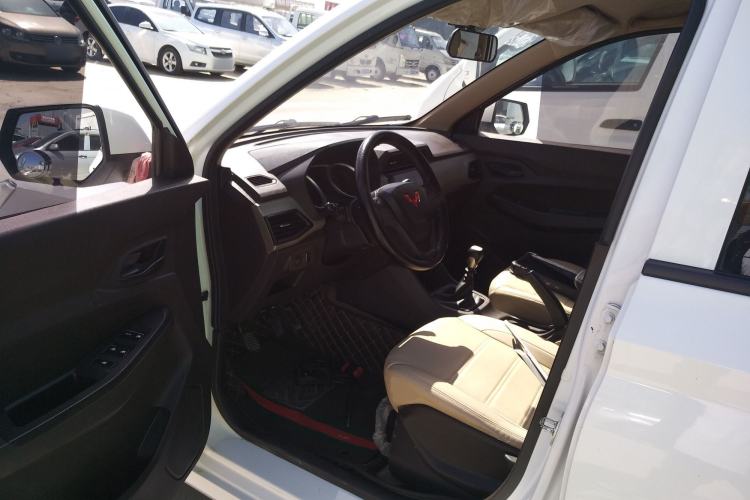 Used Wuling Hongguang 2021 1.5L Revised S Standard Version with Electric Power Steering LAR