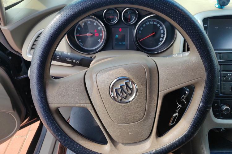 Used Buick GT 2012 GT 1.6L Automatic Comfort Edition Steering Wheel