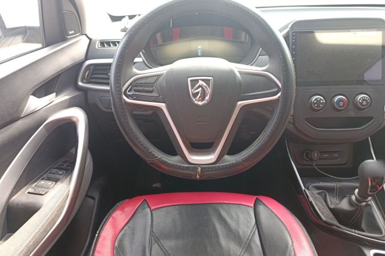 Used Baojun 530 2020 1.5T Manual Comfort Version 6 Seats