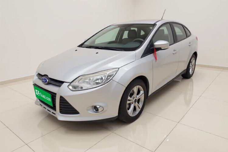 Used Ford Focus 2012 Sedan 1.6L Automatic Fashion Edition